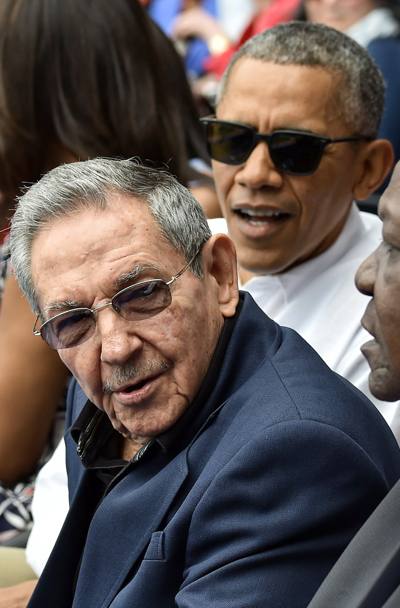 Barack Obama e Raul Castro attendono la sfida (Afp)